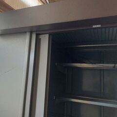 大きいサイズの物置（一旦締め切ります）の画像