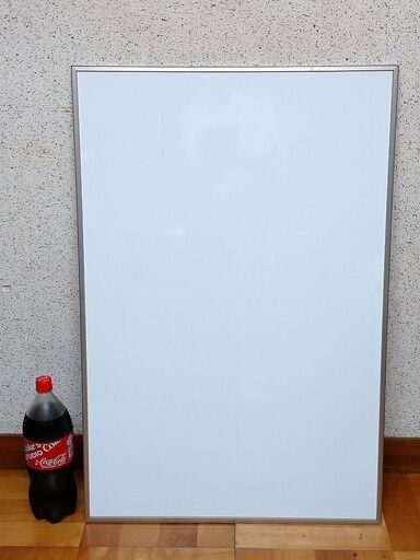 お取引完了  ホワイトボード　90×60㎝　USED