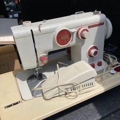 決まりました。最終値下げ！ミシン(リッカーマイティ　RZ-777)の画像