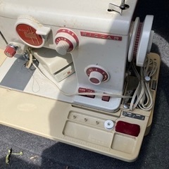 決まりました。最終値下げ！ミシン(リッカーマイティ　RZ-777)の画像