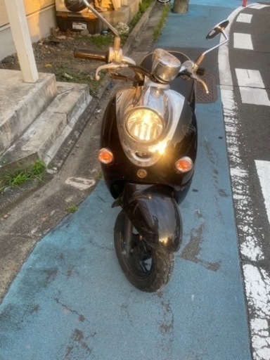 今でも通勤で使っていますが擦り傷多数あるので外見を確認してから取引しましょう