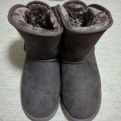 ムートンブーツ23センチ
