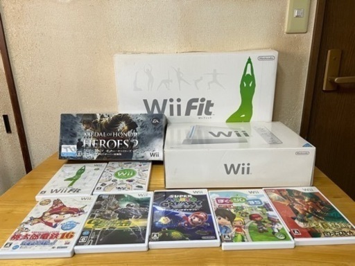 Nintendo Wii本体+Wii fitバランスボード+ザッパー+ソフト7本