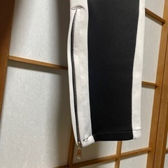 ストリート系 ジョガー トラックパンツの画像