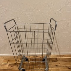 ランドリーバスケット 洗濯かご キャスター 45Lの画像