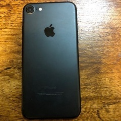 iPhone7 ブラック　32GB SIMフリーの画像