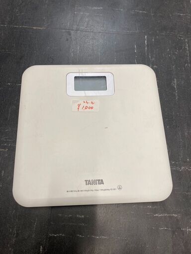 ☆中古￥1,000！Tanita　体重計　家電　【BH077】