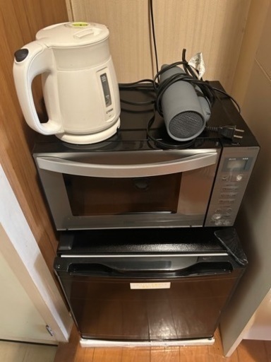 冷蔵庫　電子レンジ　ドライヤー　ケトル