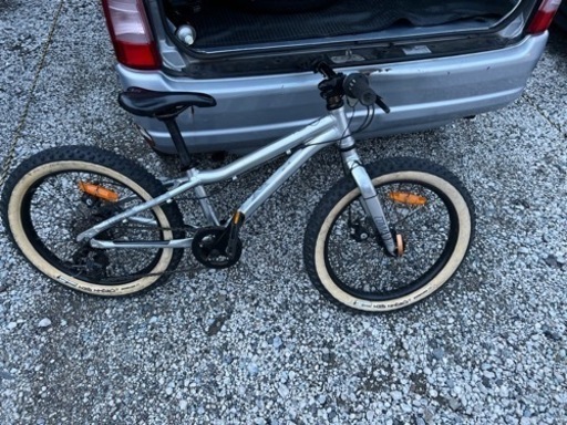 コメンサルkids マウンテンバイク　20インチ