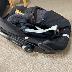 マキシコシ　ペブル　チャイルドシート　冬用おくるみ付の画像