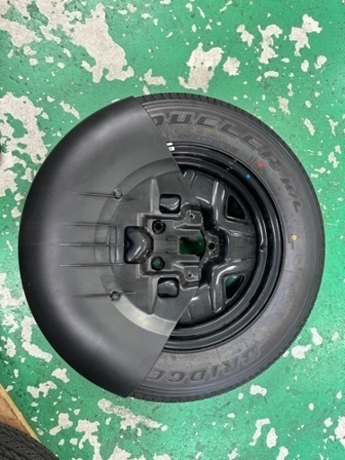 商談中につき受付停止　ジムニー　JB64 タイヤ付きホイール　新車はずし