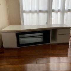 じょうとうTV台！美品です。　TV斜め置きにも対応。の画像