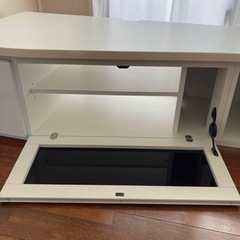 じょうとうTV台！美品です。　TV斜め置きにも対応。の画像