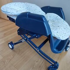 アップリカ　ハイローベッド＆チェア手動の画像