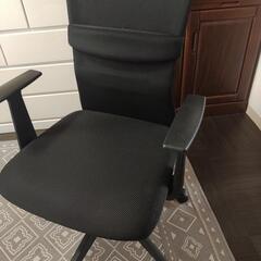 キャスター付きチェア（高さ変更可能）