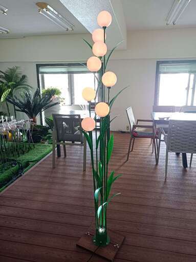 ⑨【処分価格】更に値下げ！ 新品　LED カラーボール　光の色が変わる