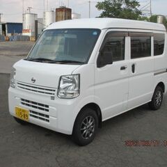 日産NV100クリッパーバン　初年度平成28年4WD