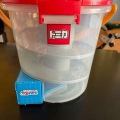 トミカバケツ収納