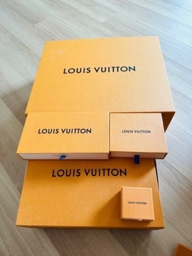 LOUIS VUITTON 箱　袋　メルカリなどで売るなり好きに使ってください