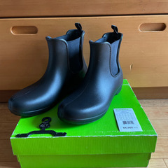 【美品】女性用　クロックス　黒　レインブーツ　24サイズ