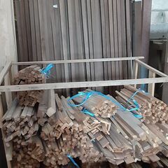 焚き火に使えそうな木🔥の画像