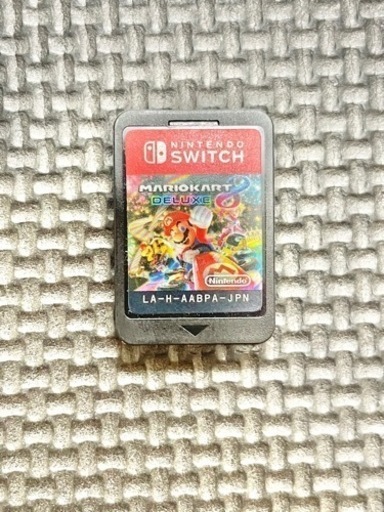 任天堂Switch マリオカート8DX 直接又は郵送可