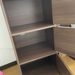 収納棚 使用期間短め ブラウンの画像