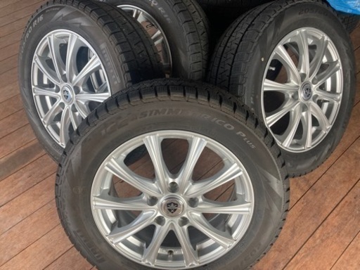 【お取引終了】ホイール付き16インチスタッドレスタイヤ4本セット