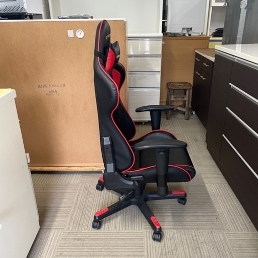 【超美品‼️】DXRACER フォーミュラ ゲーミングチェア 昇降リクライニング オフィス 事務椅子 レッド♪