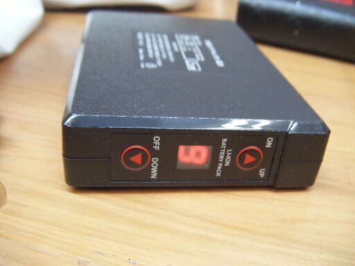 チロル V1303 空調ファンバッテリーセット 充電器付 中古品 Lサイズ 中古品 【ハンズクラフト宜野湾店】