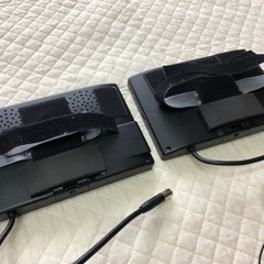 車載用モニター2台セットの画像
