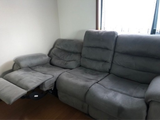 電動リクライニングソファ