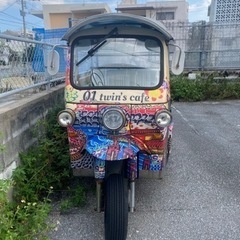 トゥクトゥク