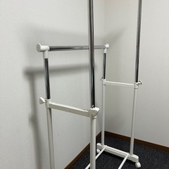 【制約済】ハンガーラックの画像