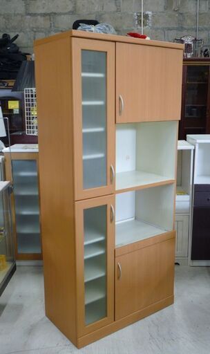 レンジボード 幅84cm  ライトブラウン 高さ183㎝ 食器棚 レンジ台 キッチンボード 収納家具 一枚物 札幌市東区 新道東店