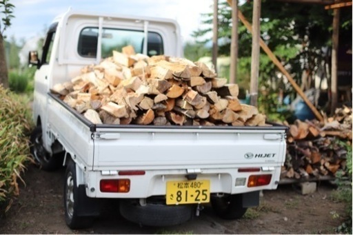 薪、軽トラック山盛り3