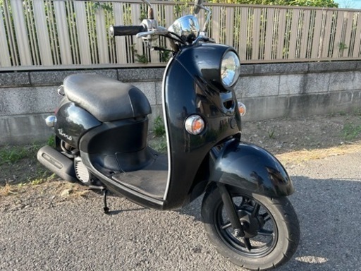 ☆ビーノ低燃費FIモデル.SA37J型☆走行少な^_^プラグやグリップなど新品交換済み^_^色々整備で快調！50cc原付スクーター☆