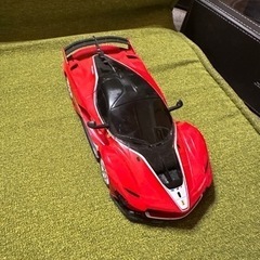 おもちゃのラジコンです