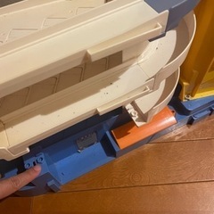 トミカ　駐車場　でるでるバケツの画像