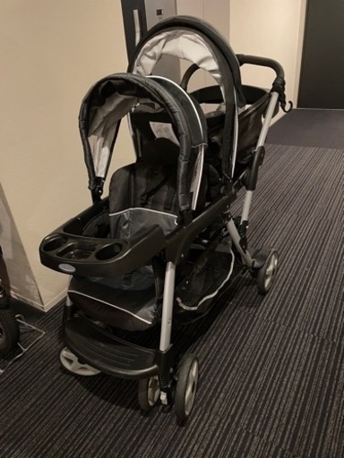 グレコの2人乗りベビーカー