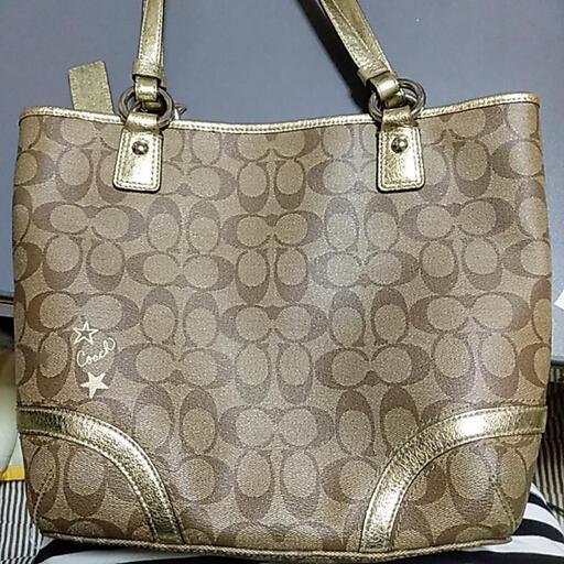 COACH  星が可愛いトートバッグ