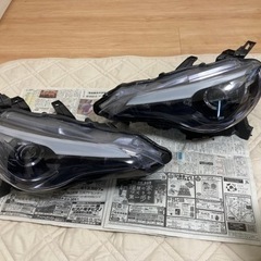 トヨタ86 BRZ ヴァレンティ　ヘッドライト