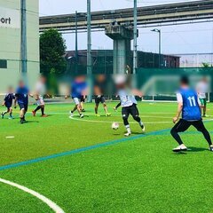 ウォーキングサッカー⚽️歩いてプレー！初心者歓迎🔶綺麗な人工芝で生涯ｽﾎﾟｰﾂを始めよう‼︎30~50代中心19~21時(月)MIFA立川/個人参加OKフットサル🔶9/4開催！東京都 - スポーツ