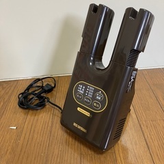 脱臭くつ乾燥機カラリエ　アイリスオーヤマ