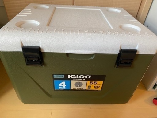 アウトドア用品　まとめて引き取りをお願いします。クーラーボックス、オイルランタン、LEDソーラーランタン、LEDランタン