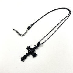 美品★クロス ネックレス ブラック