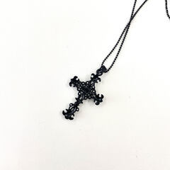 美品★クロス ネックレス ブラックの画像