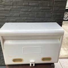 8/30まで　ポスト(取引者決定)の画像