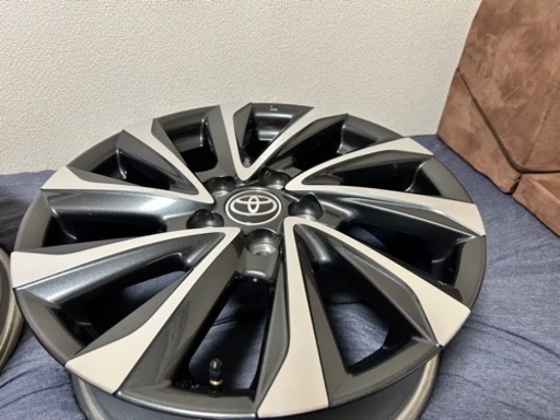新型ヴォクシー 純正ホイール 新車外し17インチ