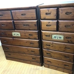 お値下げ中！ブラウンのチェスト、収納タンス、洋タンス！もう一つ後ろのタンスと組みです！の画像